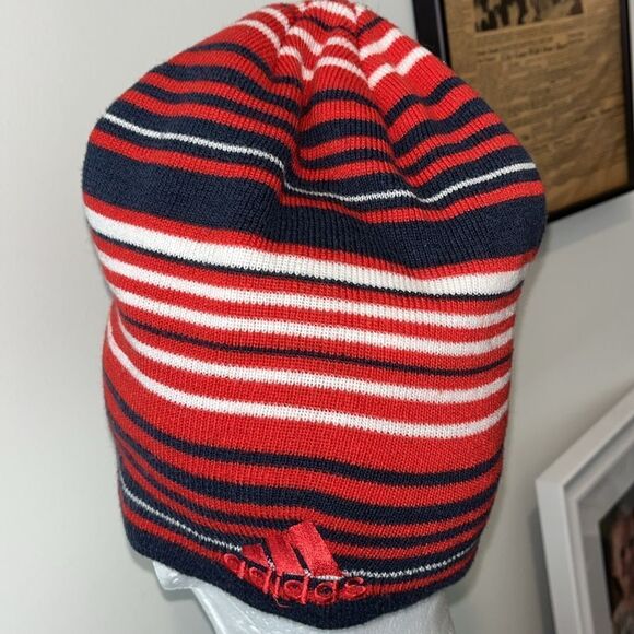 Soft Adidas New England Revolution MLS Striped Knit Beanie Soccer Team Cap Hat - Picture 2 of 4